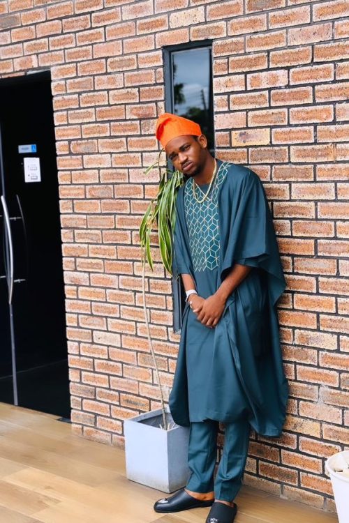 AGBADA 005