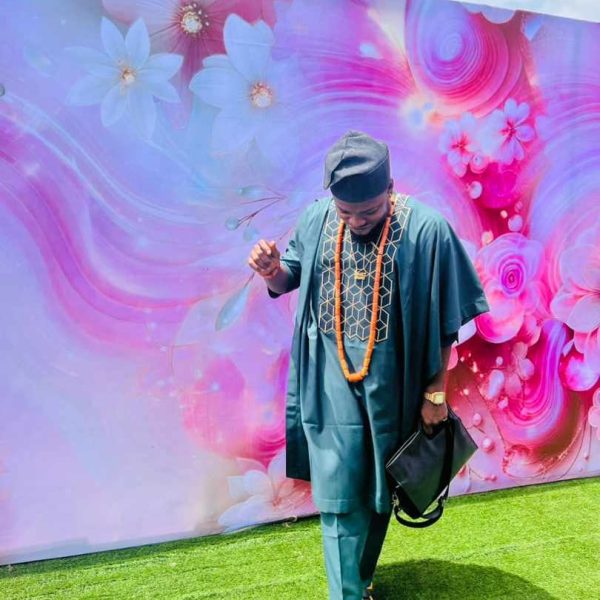 AGBADA 004